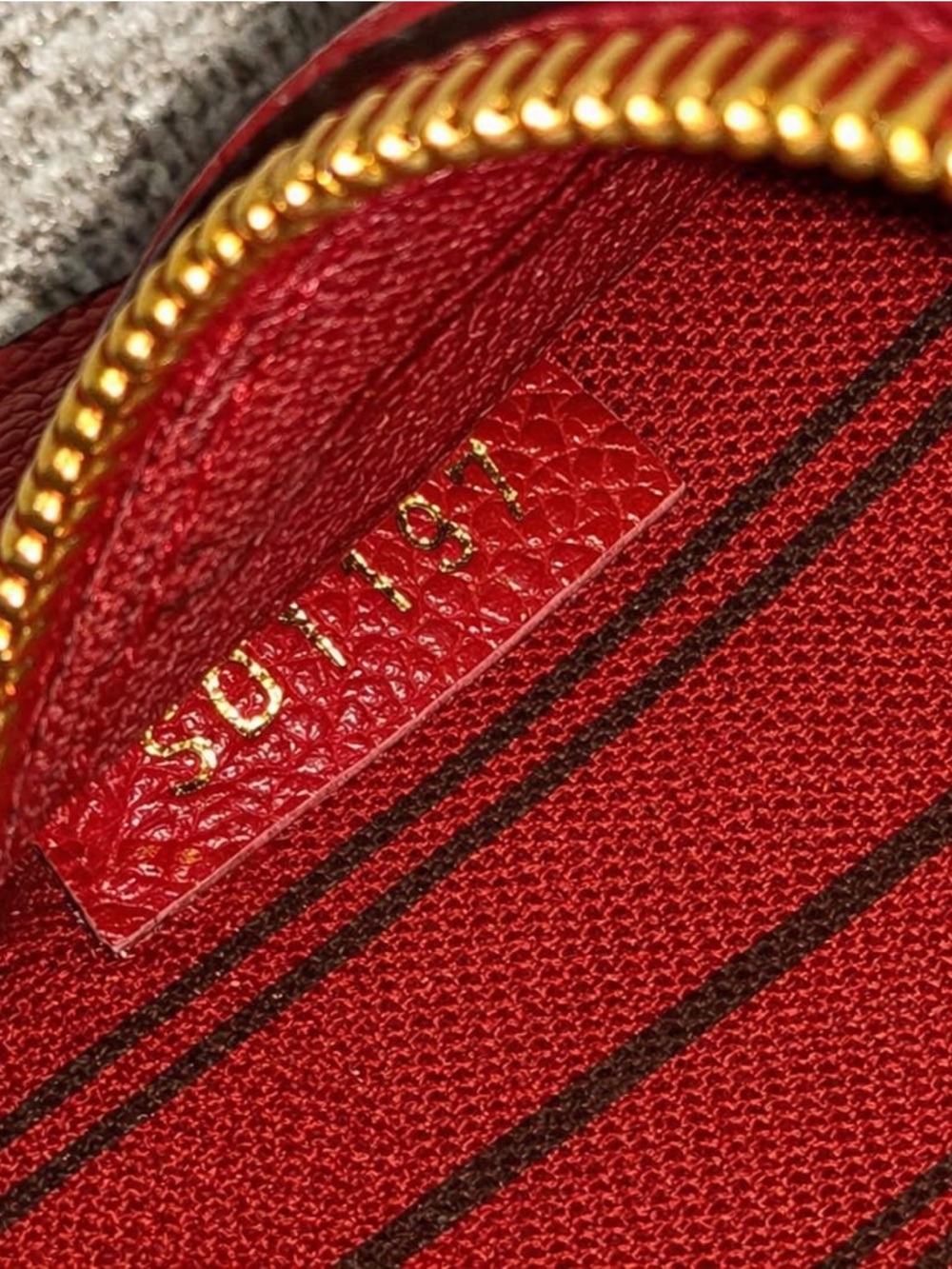 Louis Vuitton Empreinte Pochette Metis - Cherry - Picture 5 of 16
